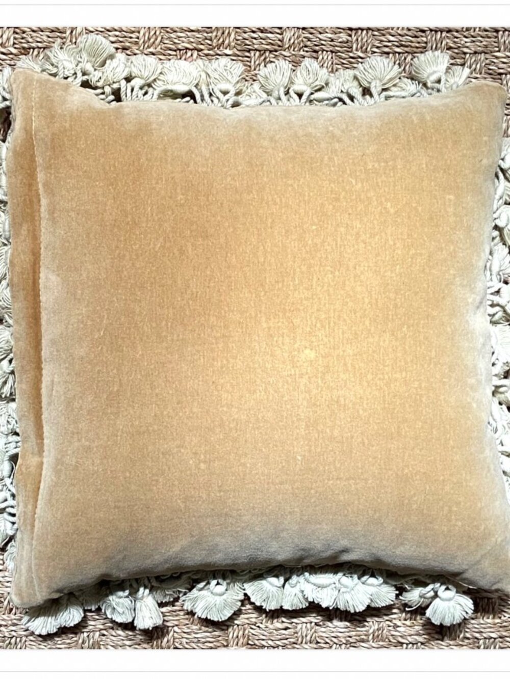 100% Wool Velvet Zip Tapestry Floral Tassel Pillow Size 13.5' x 13.6" - Picture 6 of 10